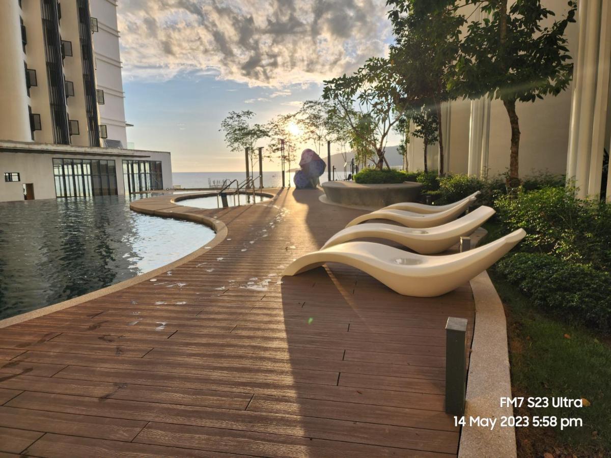 Seaview Luxury Suites At The Shore Kota Kinabalu Zewnętrze zdjęcie